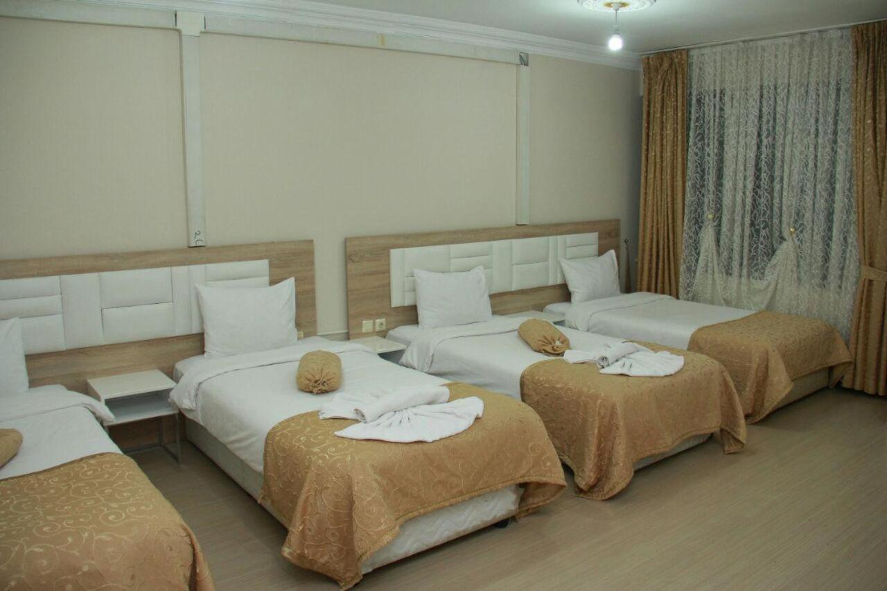 Imperial Tower Hotel Ван Екстериор снимка